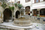 Saint Paul de Vence : le village, fontaine