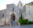 Les Baux de Provence : le village, église Saint Vincent