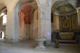 Baume les Messieurs :abbaye Saint Pierre