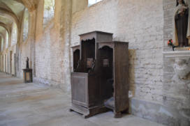 Baume les Messieurs :abbaye Saint Pierre