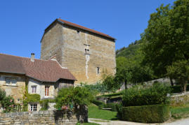 Baume les Messieurs :abbaye Saint Pierre