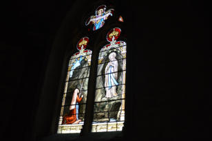 Poligny : collégiale Saint-Hippolyte ,vitrail