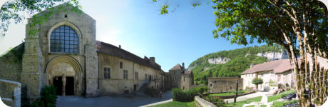 Baume les Messieurs : abbaye Saint Pierre