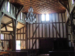 Lentilles :l'église,structures des murs